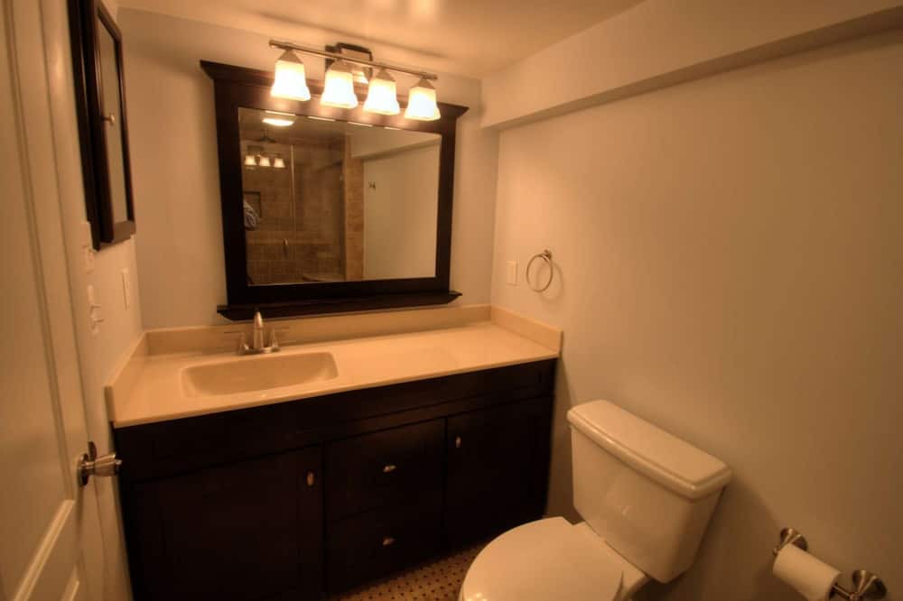 Photo of Bathroom in Rehoboth Beach