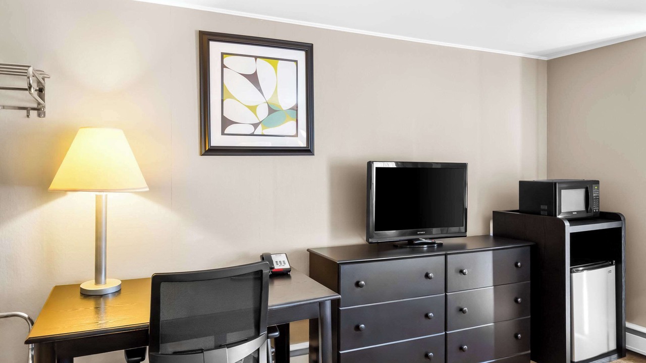 Photo of Bedroom in Gorham