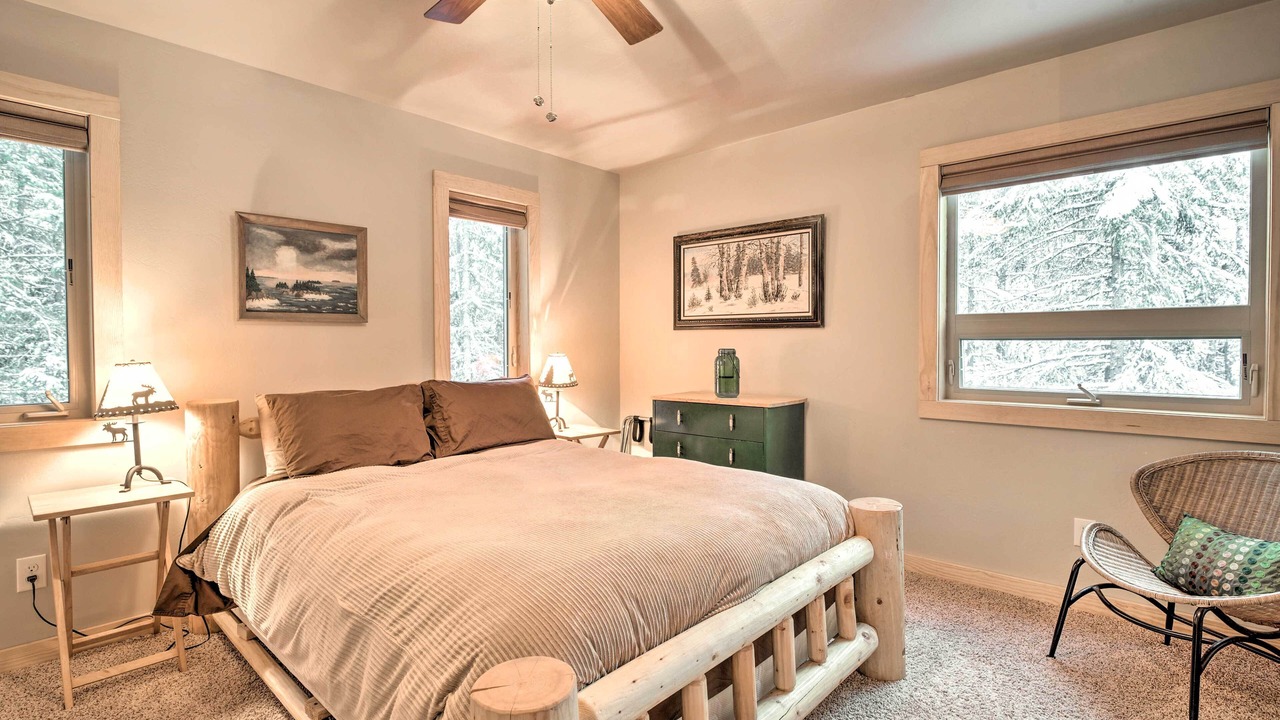 Photo of Bedroom in Sunrise