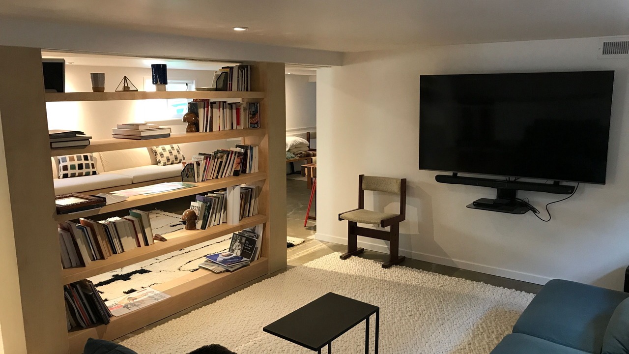Photo of Livingroom in Temescal