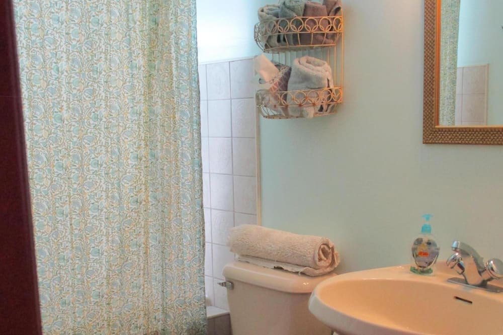 Photo of Bathroom in Mount Vernon