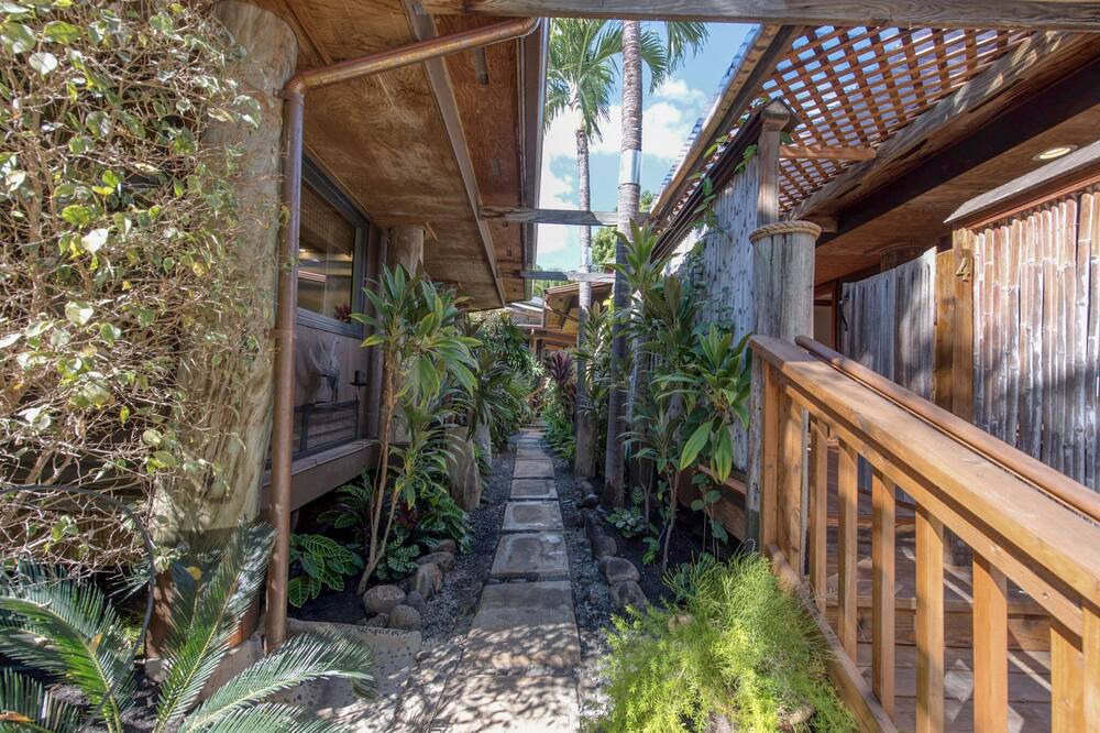 Photo of Outdoor in Historic Lahaina Front Street