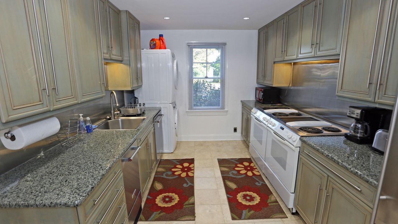 Photo of Kitchen in Dodds Addition