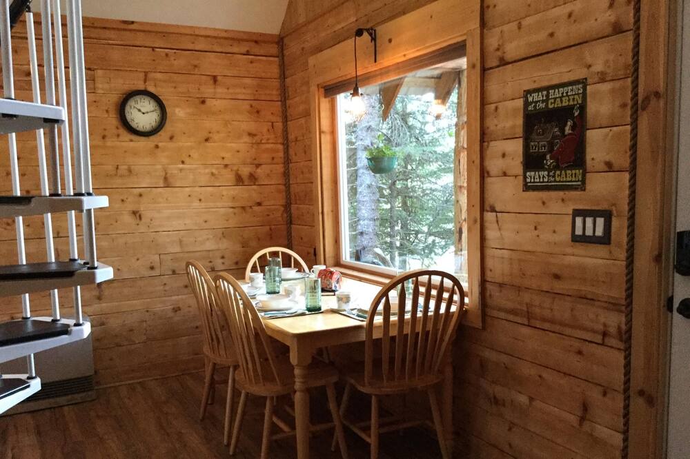 Photo of Kitchen in Primrose