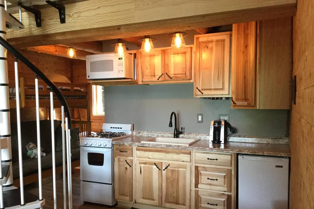 Photo of Kitchen in Primrose