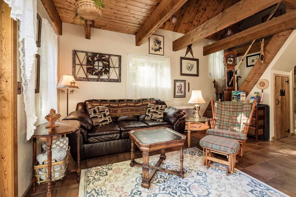 Photo of Bedroom in Fairbanks
