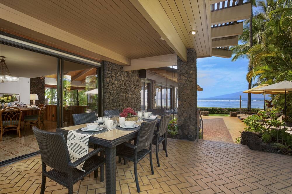 Photo of Outdoor in Historic Lahaina Front Street