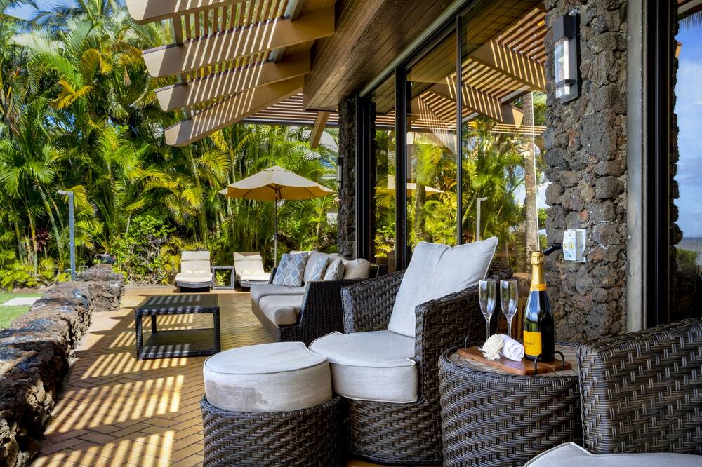 Photo of Outdoor in Historic Lahaina Front Street