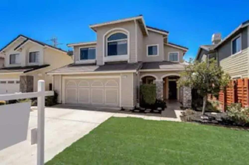 Photo of Outdoor in Union City