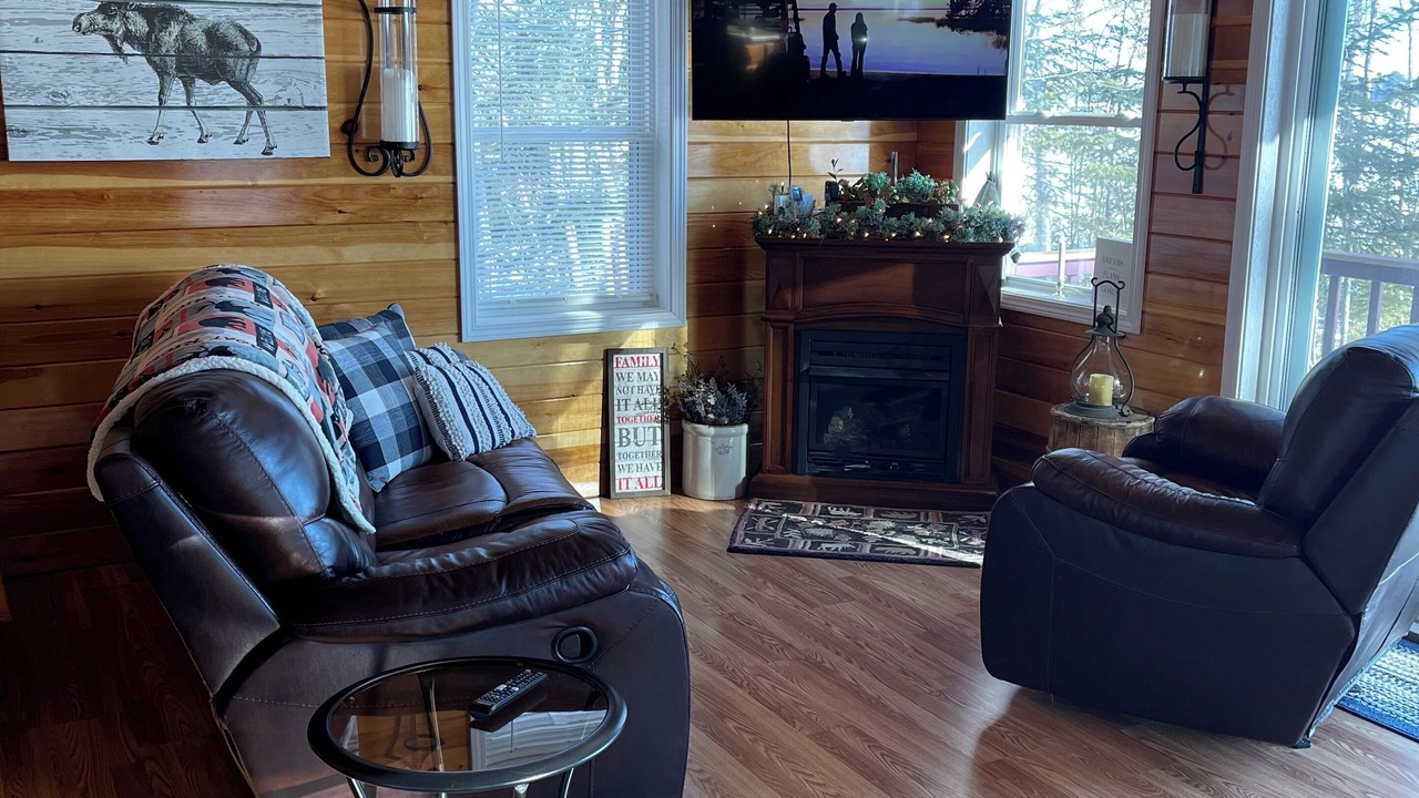 Photo of Livingroom in Portage Lake