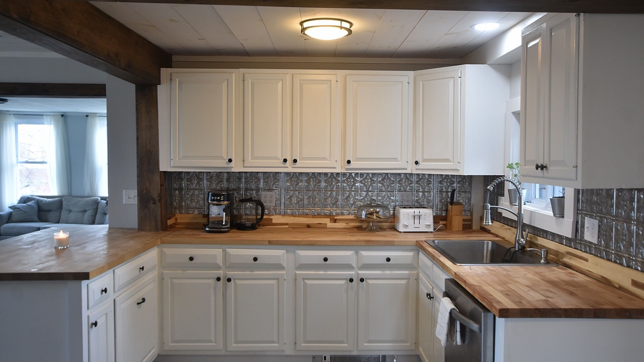Photo of Kitchen in Weeks Mills