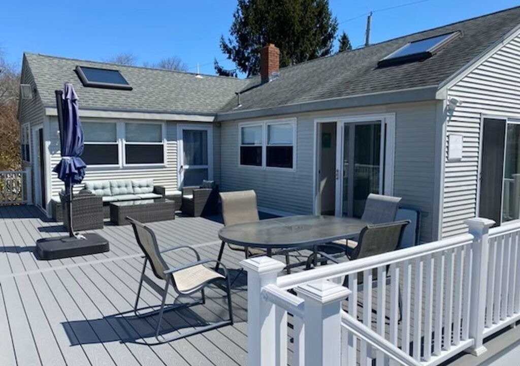 Photo of Patio Balcony in Snug Harbor