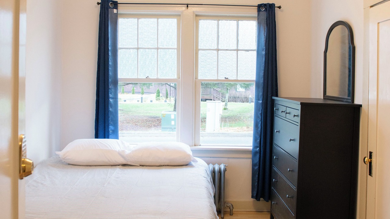 Photo of Bedroom in Sitka