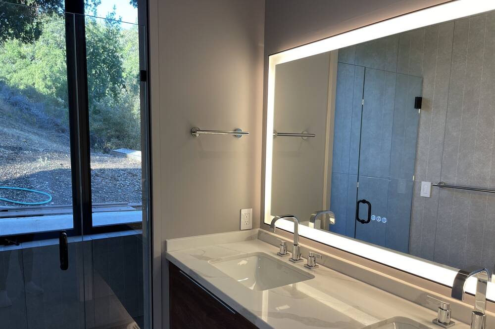 Photo of Bathroom in Los Altos Hills