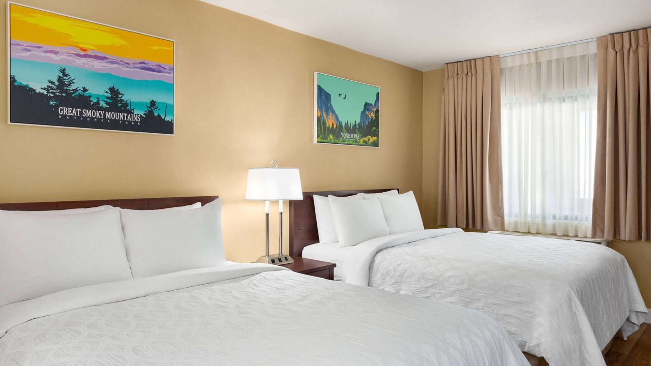 Photo of Bedroom in Marina District