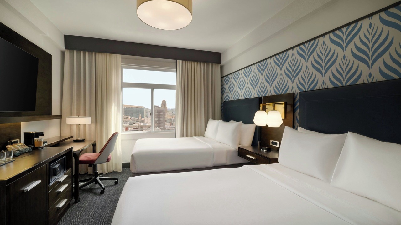 Photo of Bedroom in Theater District