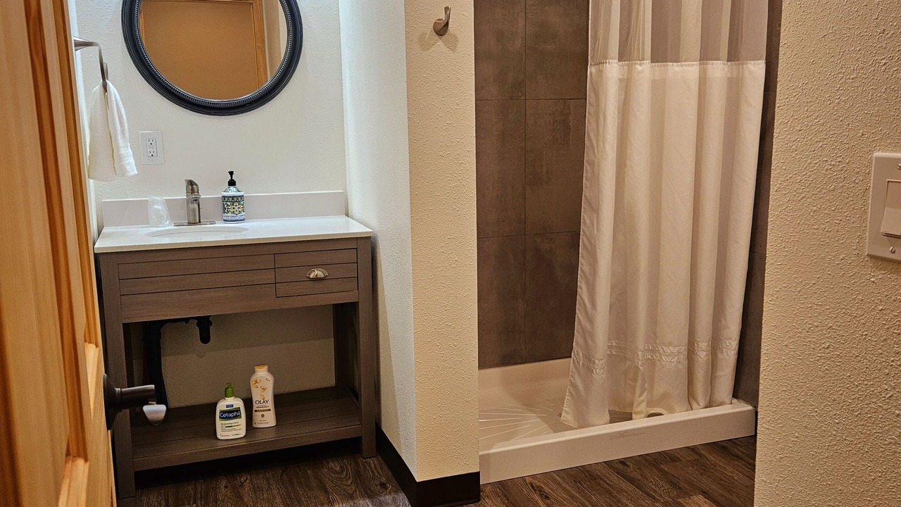 Photo of Bathroom in McKinley Park