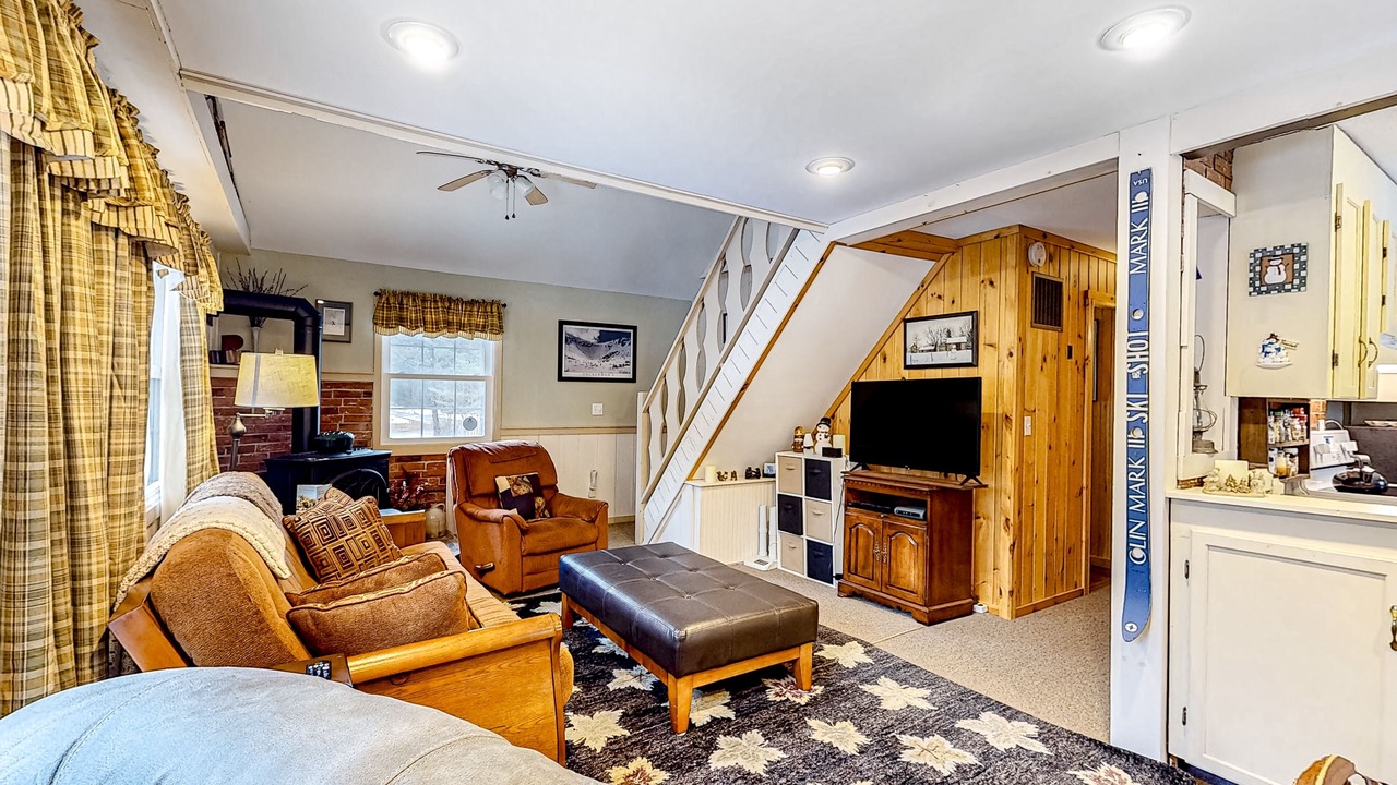 Photo of Livingroom in Carrabassett Valley