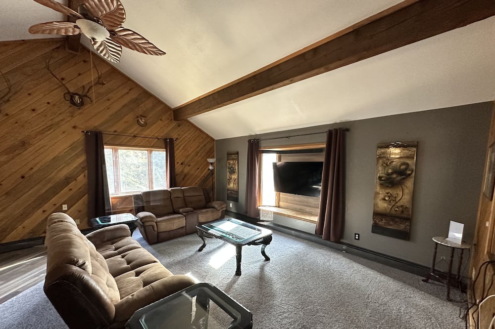 Photo of Livingroom in Delta Junction