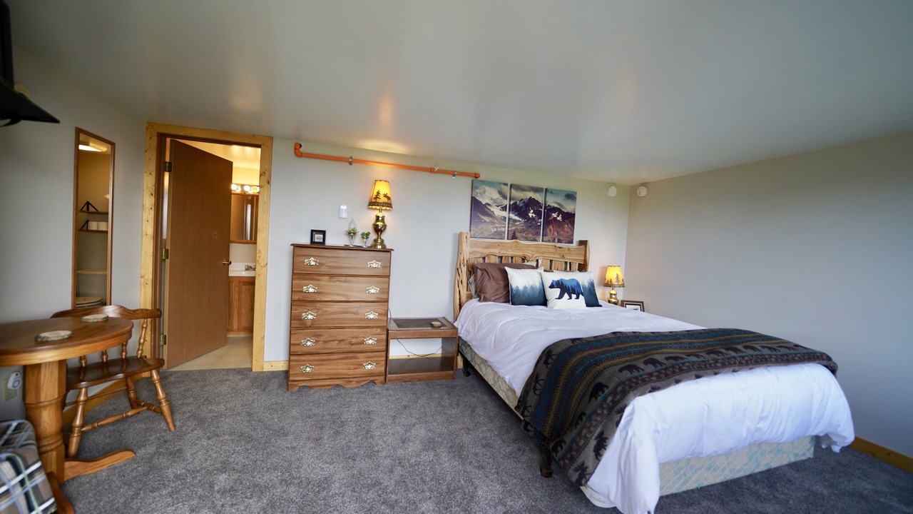 Photo of Bedroom in Homer