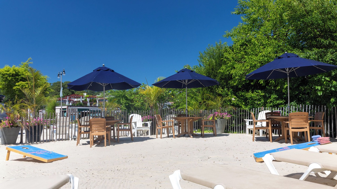 Photo of Outdoor in Country Club Estates