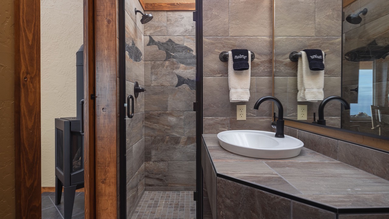 Photo of Bathroom in Homer