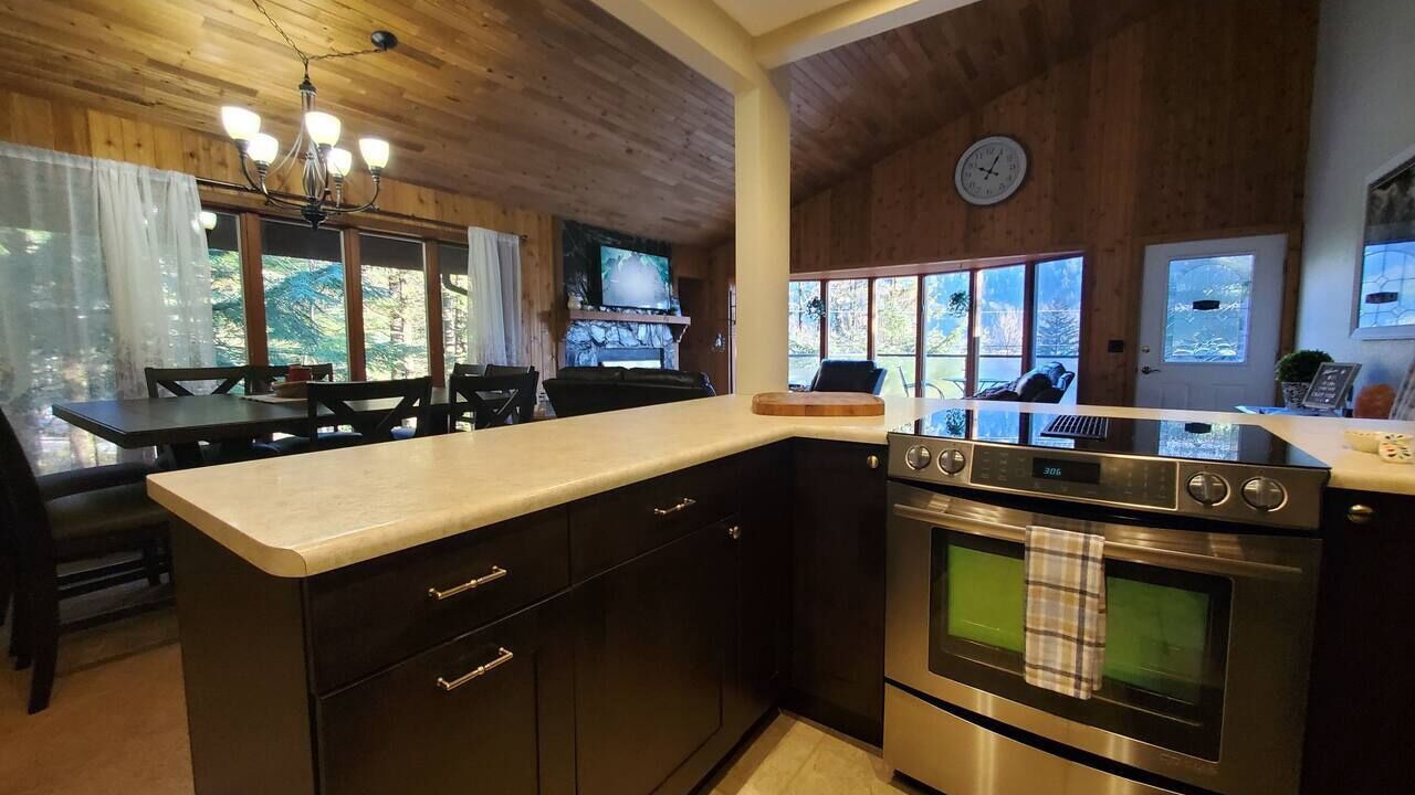 Photo of Kitchen in West Juneau
