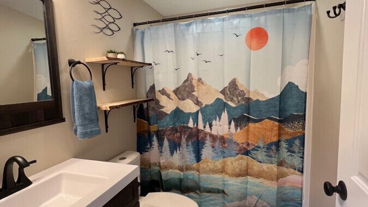 Photo of Bathroom in Questa Woods
