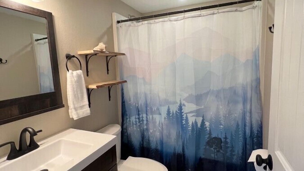 Photo of Bathroom in Questa Woods