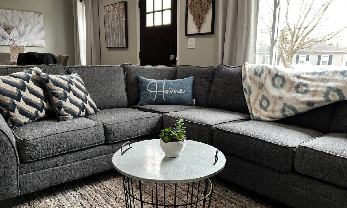 Photo of Livingroom in Mason