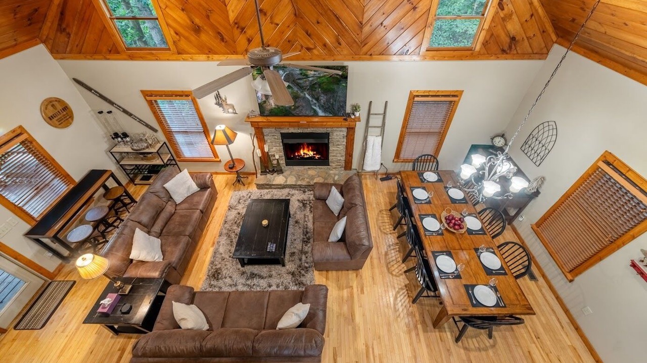 Photo of Bedroom in Ellijay