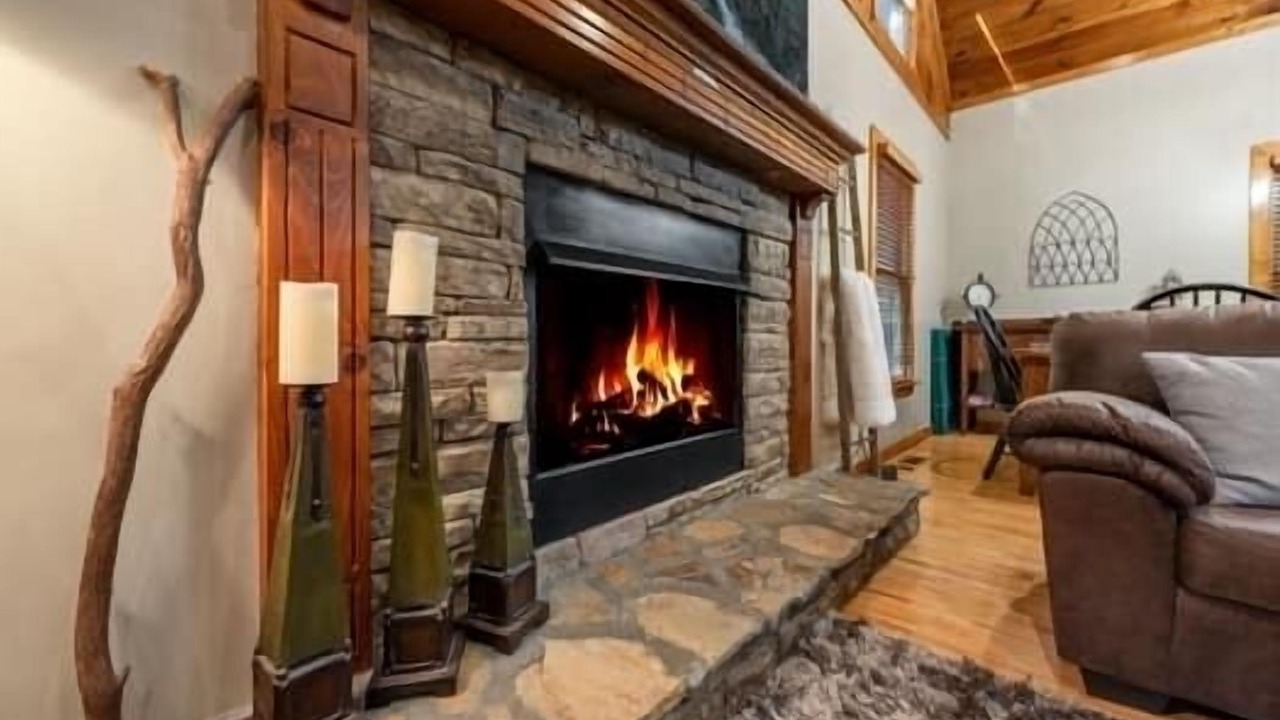 Photo of Livingroom in Ellijay