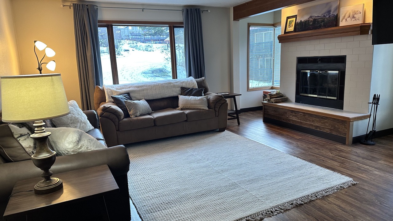 Photo of Livingroom in Alyeska
