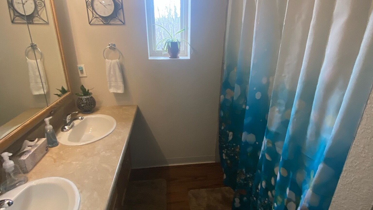Photo of Bathroom in Gateway