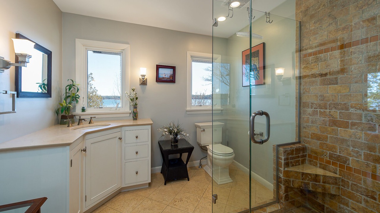 Photo of Bathroom in Harpswell