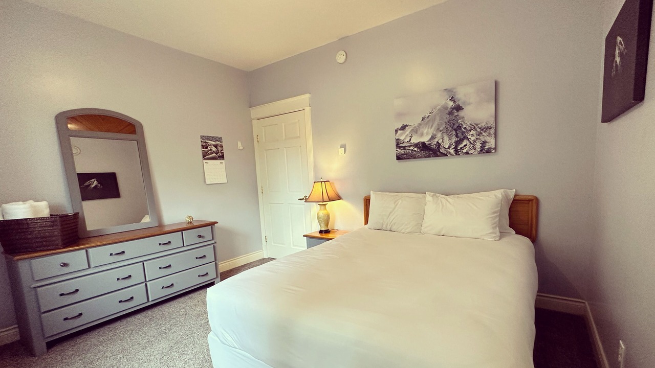 Photo of Bedroom in Homer