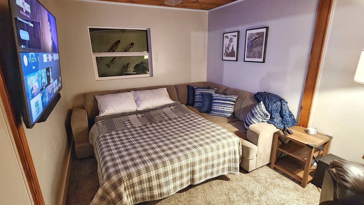 Photo of Bedroom in Ketchikan