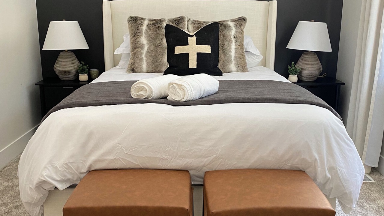 Photo of Bedroom in Girdwood
