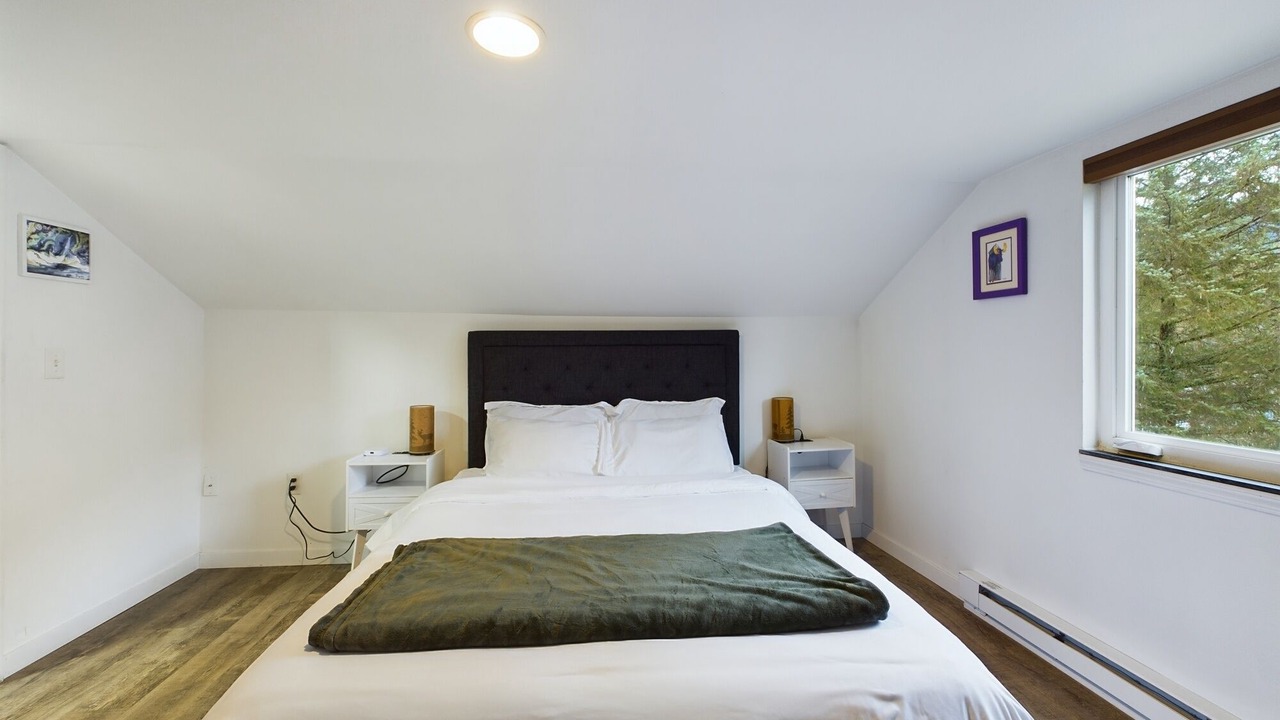 Photo of Bedroom in West Juneau