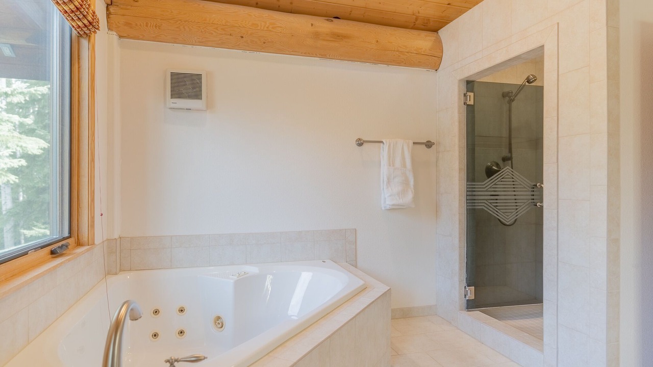 Photo of Bathroom in North Pole