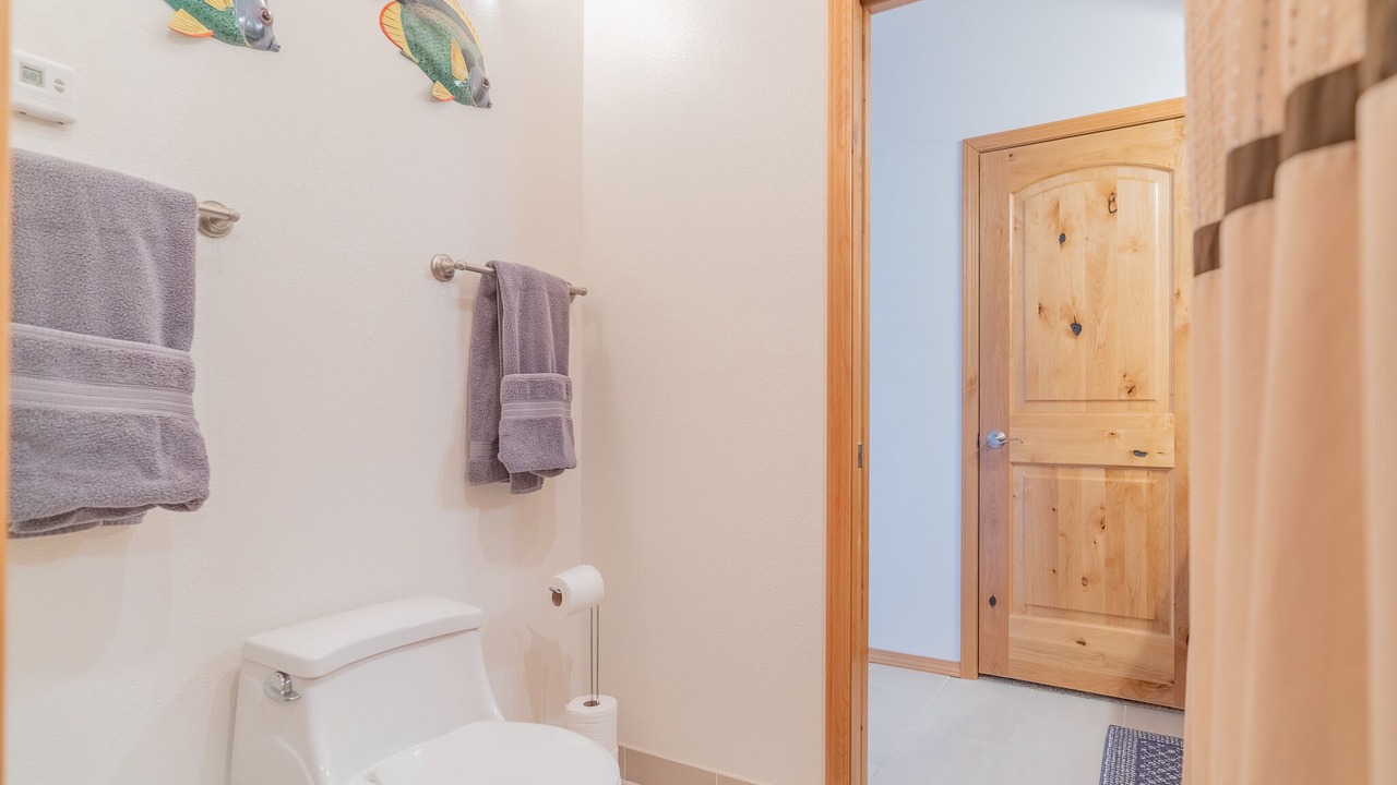 Photo of Bathroom in North Pole