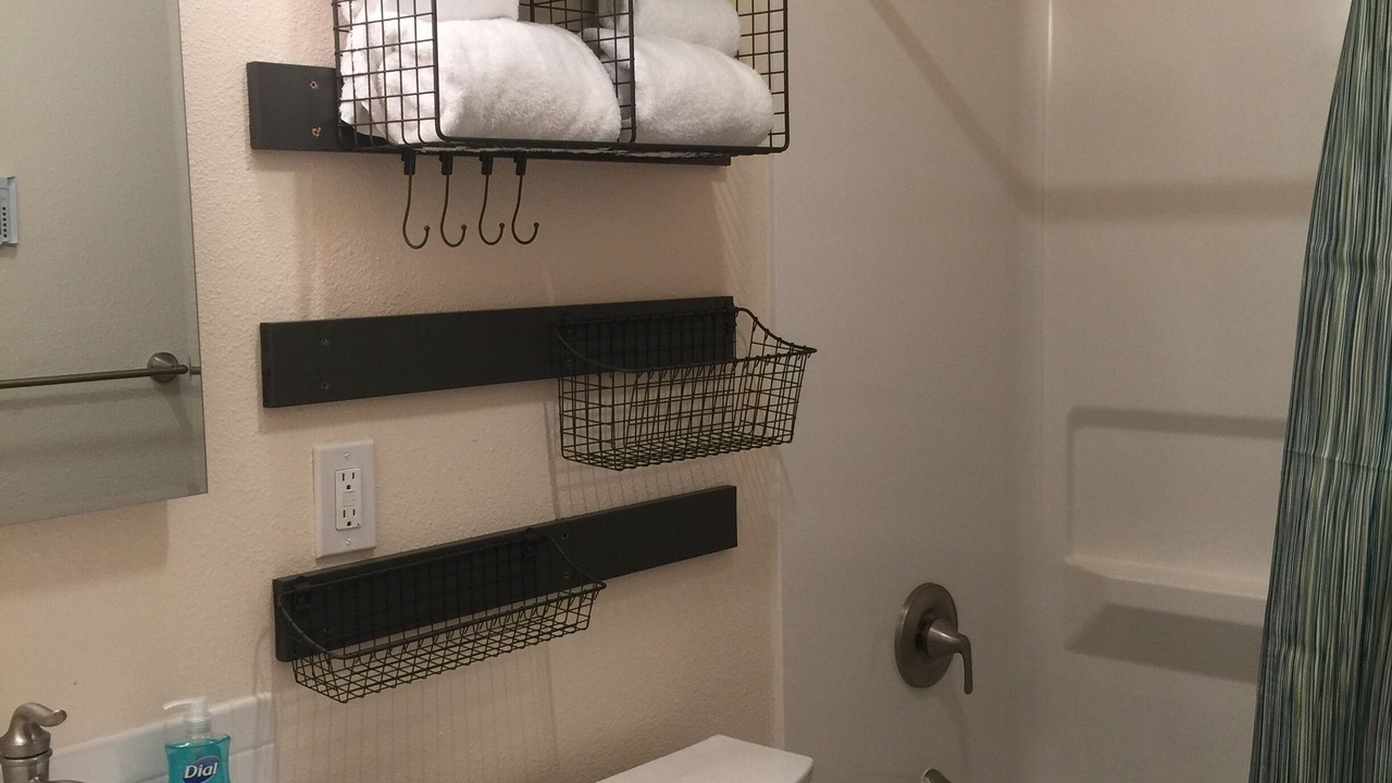 Photo of Bathroom in Mendenhaven