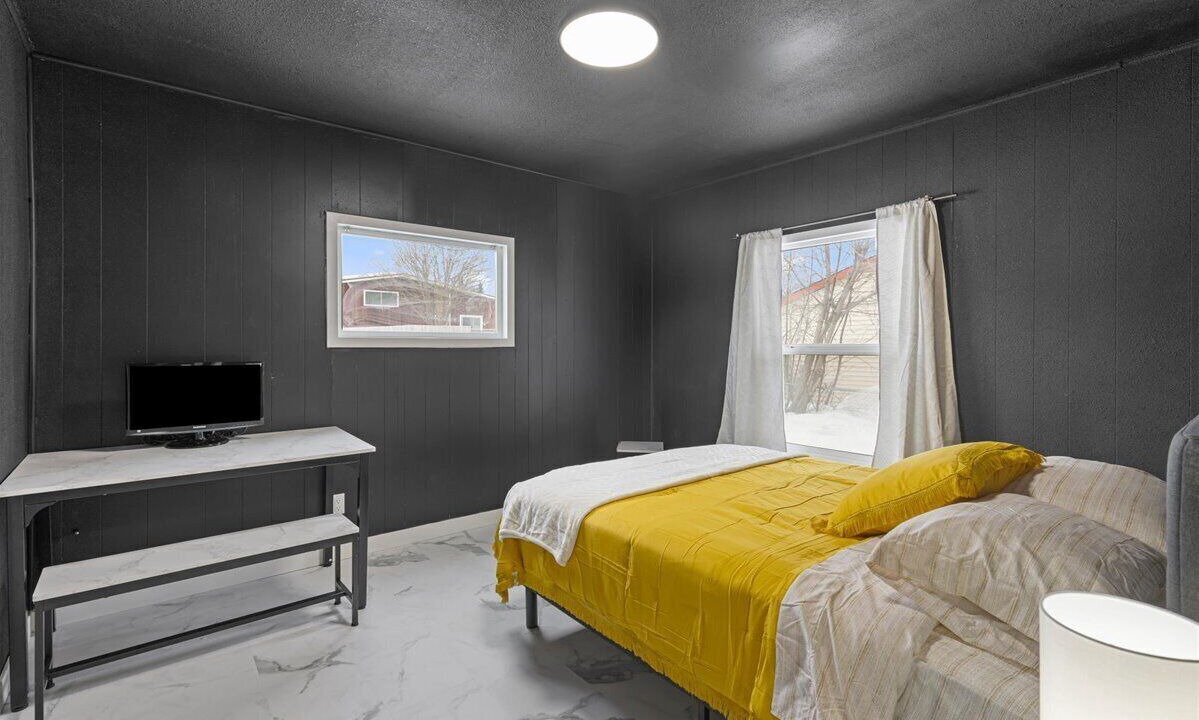 Photo of Bedroom in University Area