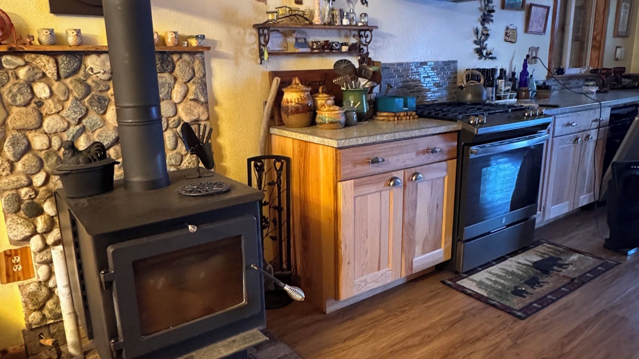 Photo of Kitchen in Ninilchik