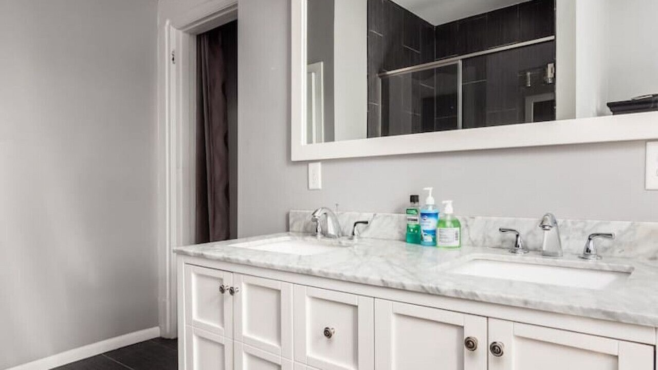 Photo of Bathroom in Near East Columbus