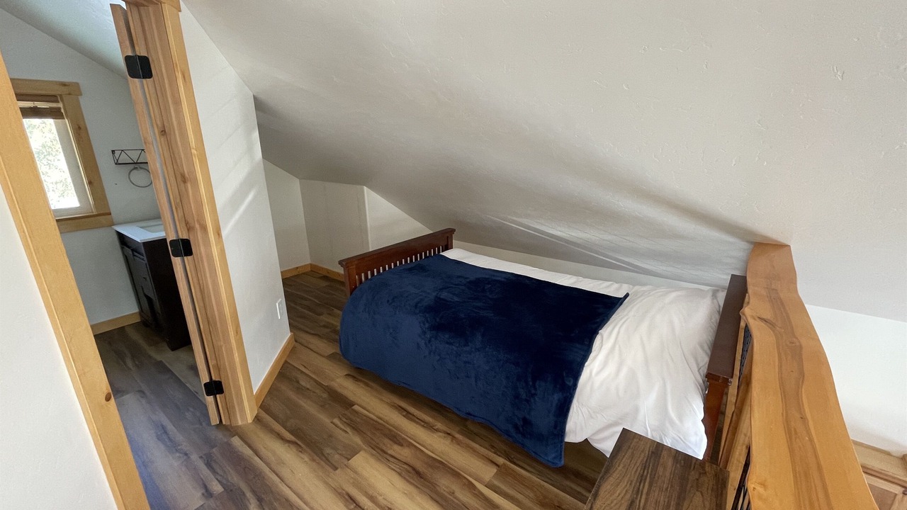 Photo of Bedroom in Soldotna