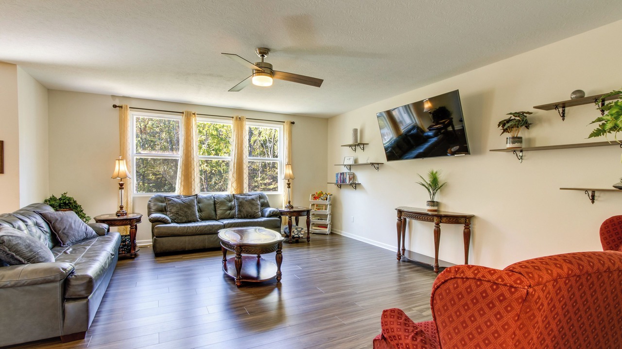 Photo of Livingroom in Johnstown