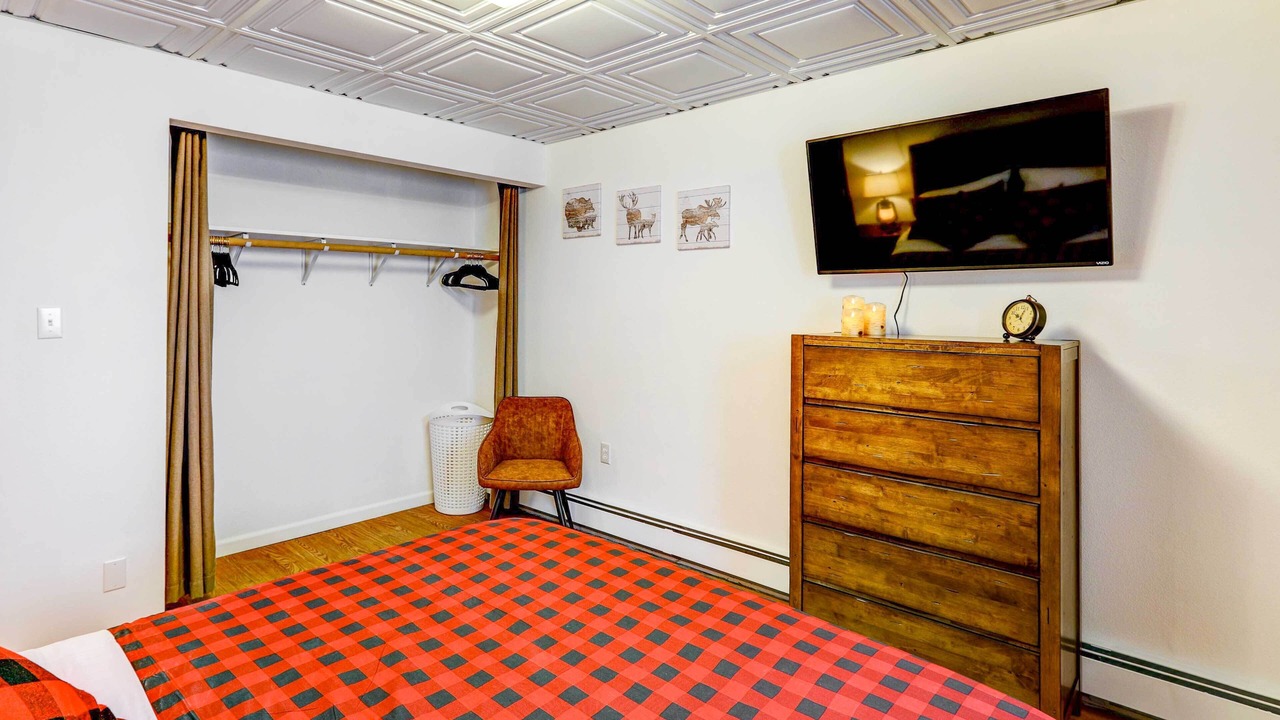 Photo of Bedroom in Fairbanks