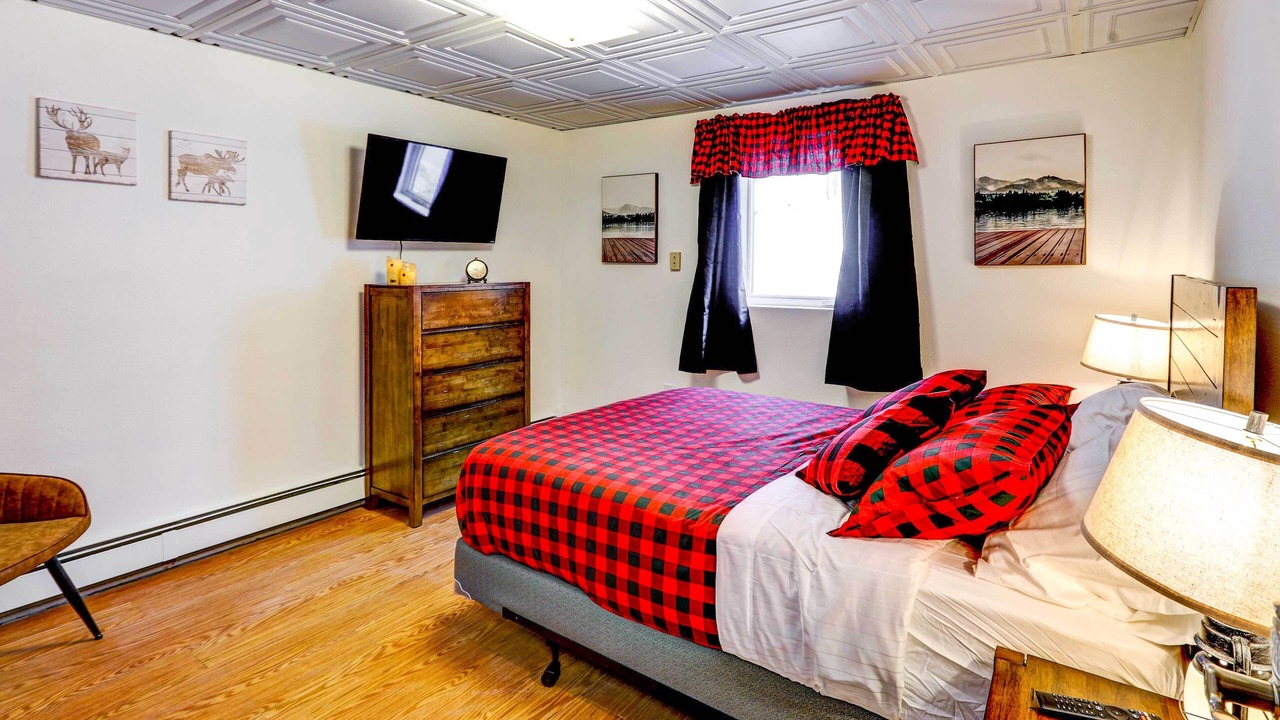 Photo of Bedroom in Fairbanks