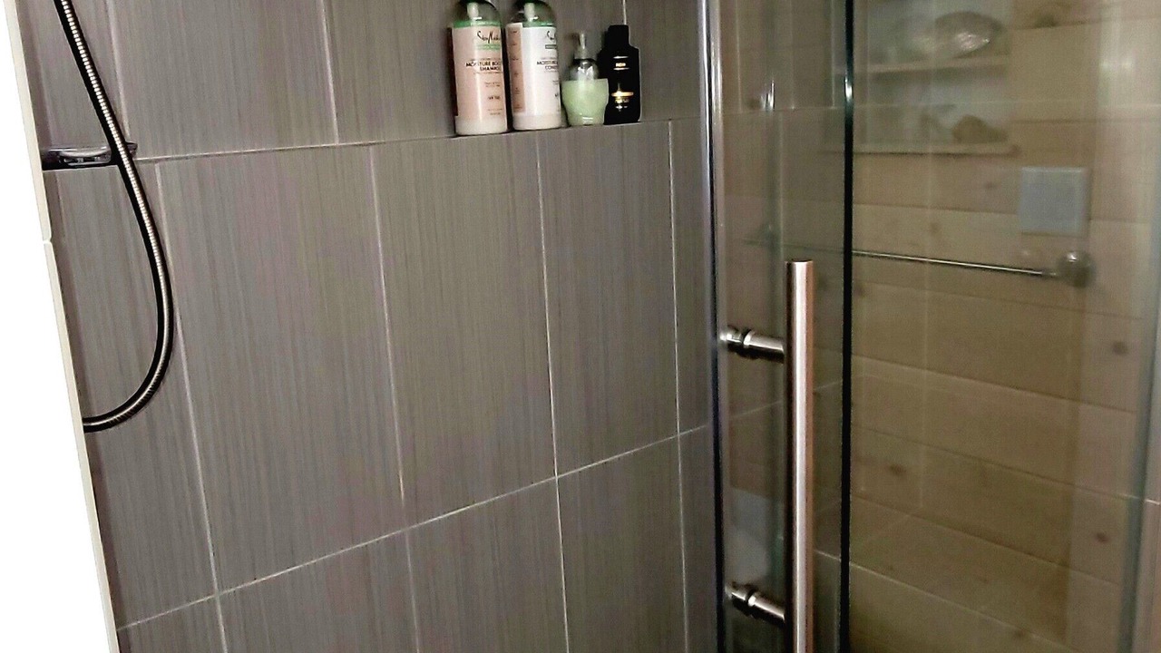 Photo of Bathroom in Country Club Estates
